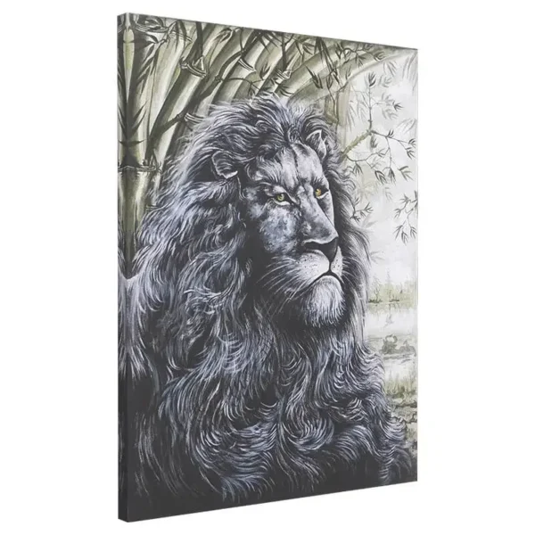 THE-LION-PORTRAIT